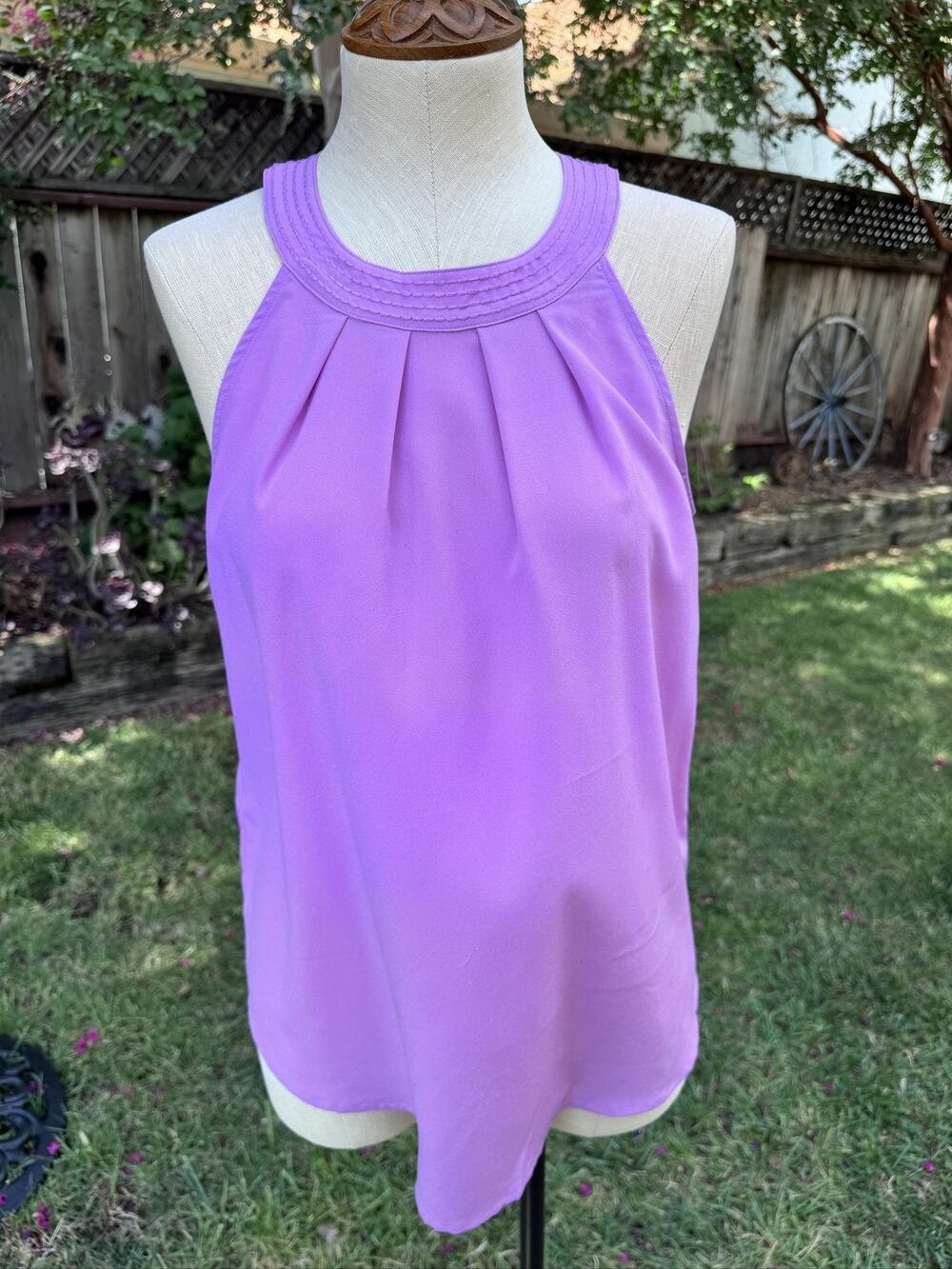 LOFT Sleeveless Pleated Blouse Women's S Purple Lightweight Back Keyhole Top